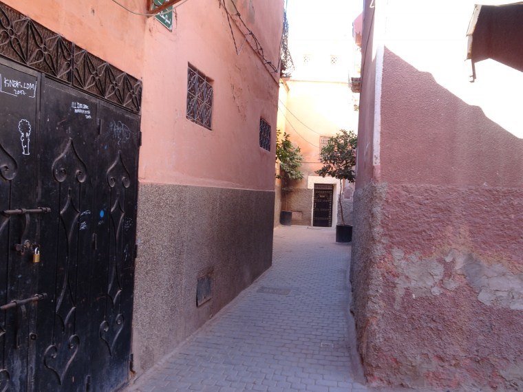 57F0B7B8-D016-4830-A94A-0B34F4511BB3