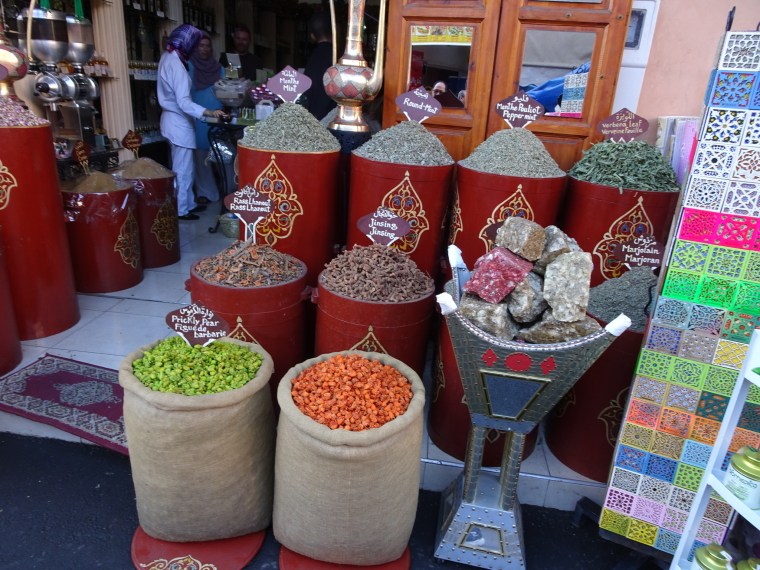 61858329-117D-44A0-8BC2-448E8086FAFA