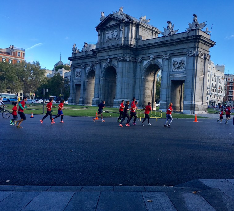 005C39F4-B516-475B-B717-DD57A390C4FC